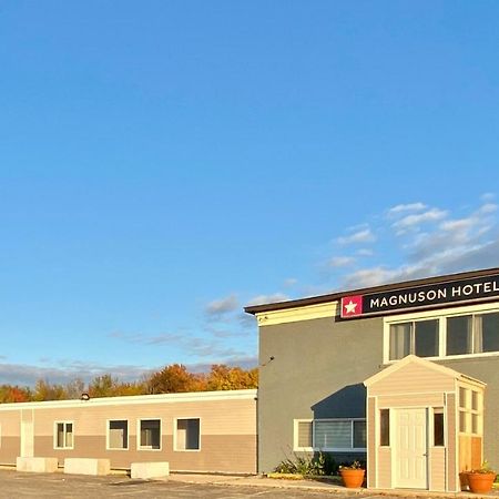 Magnuson Hotel Vow Palmerston Exterior foto