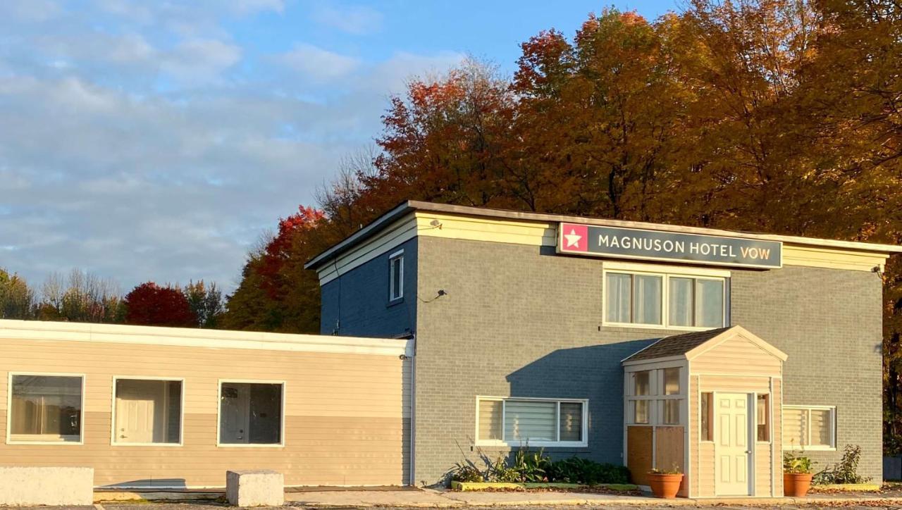 Magnuson Hotel Vow Palmerston Exterior foto